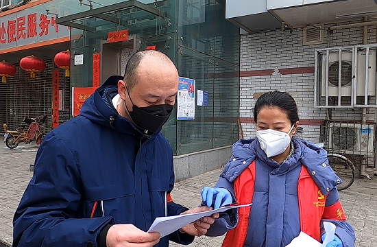 5個崗，15人，寒風(fēng)中他們替居民守住防線